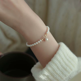 Luxusný strieborný kvetinový náramok – Elegantný módny doplnok